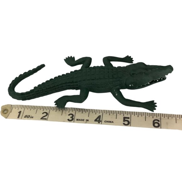 Set Of 5 Dinosaur & Reptile Figurines Plastic Toys For Kids Learning & Play - Picture 5 of 8